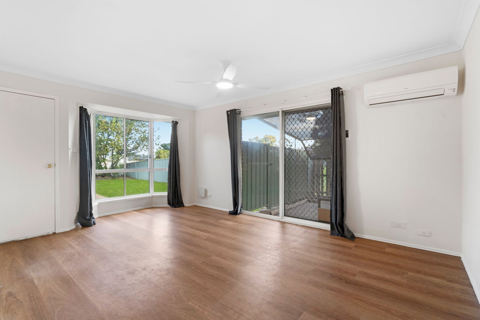 Main listing image for 1/37 Bernadette Cres, Rosewood  QLD  4340