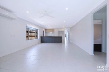 Image 3 for 50 Chambers Ridge Blvd, Park Ridge  QLD  4125