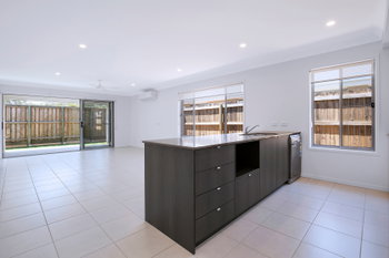 Image 4 for 50 Chambers Ridge Blvd, Park Ridge  QLD  4125