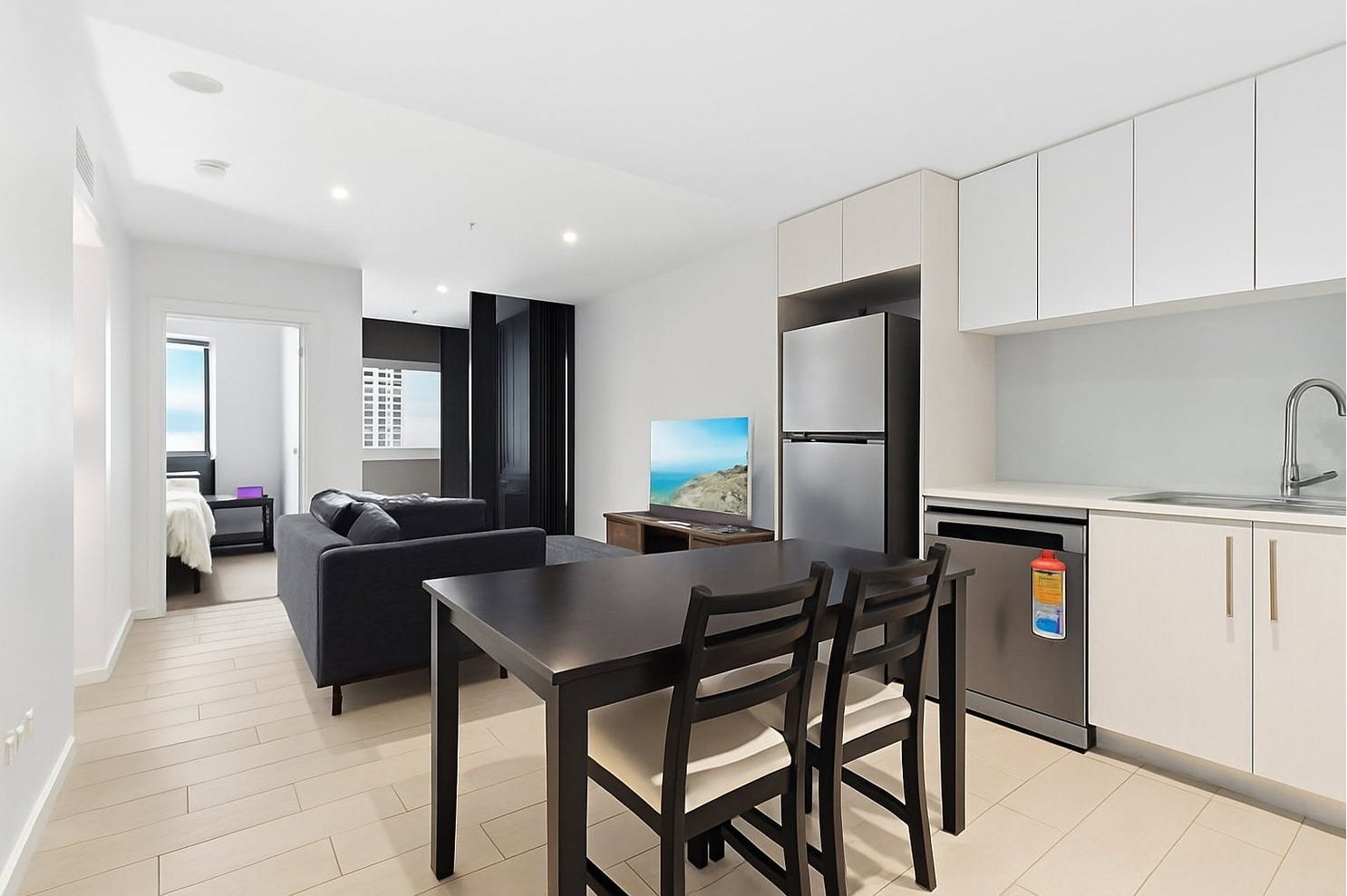 Main listing image for 804/95 Linton St, Kangaroo Point  QLD  4169