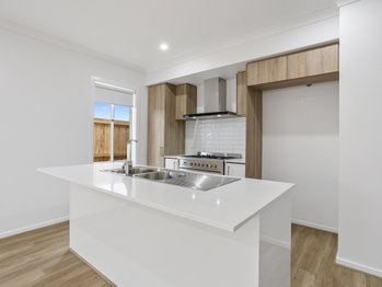 Image 3 for 6 Arnison Rd, Tarneit  VIC  3029