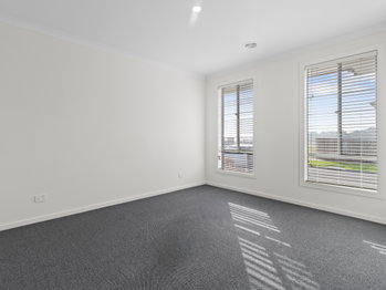 Image 5 for 3 Ashfield Dr, Charlemont  VIC  3217
