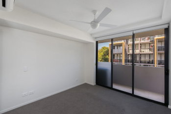 Image 4 for 302/37-39 Regent Street, Woolloongabba  QLD  4102