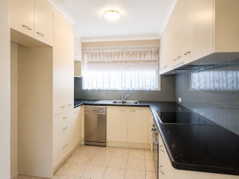 Image 3 for 2/24 Fourth Ave, Palm Beach  QLD  4221