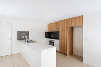 Image 3 for 2/23 Allenby St, Spring Hill  QLD  4000