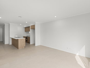 Image 4 for 13 Jetty St, Armstrong Creek  VIC  3217