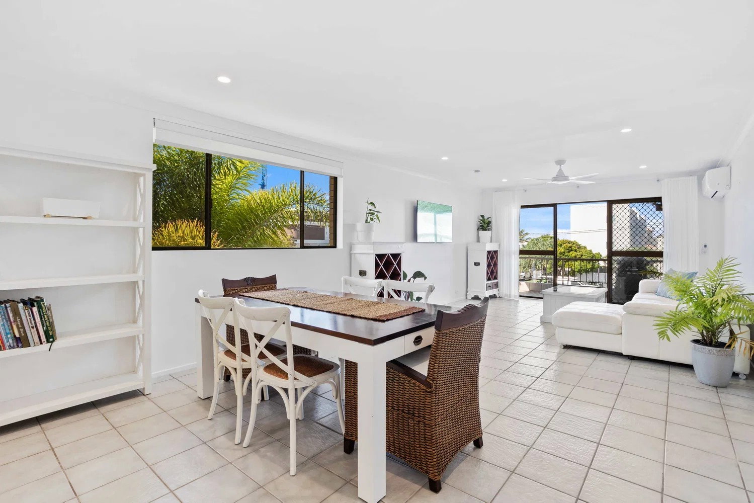 Main listing image for 4/6 Ninth Ave, Palm Beach  QLD  4221