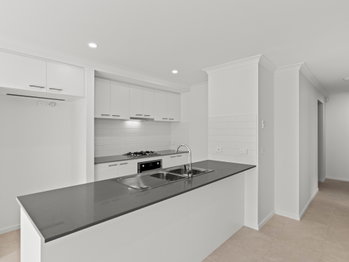 Image 3 for 121 Greyjoy Rd, Charlemont  VIC  3217