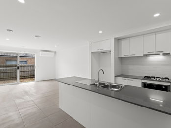 Image 4 for 121 Greyjoy Rd, Charlemont  VIC  3217