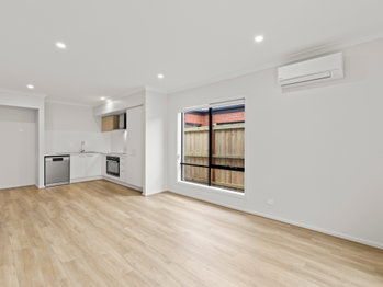 Image 6 for 9 Frangipani Avenue, Charlemont  VIC  3217