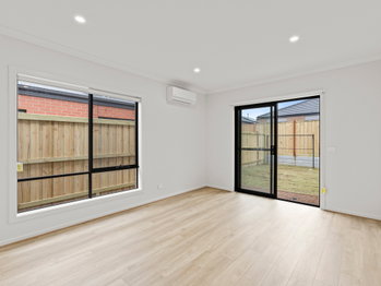 Image 5 for 9 Frangipani Avenue, Charlemont  VIC  3217