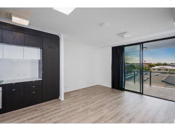 Image 3 for 402/59 Latham St, Chermside  QLD  4032