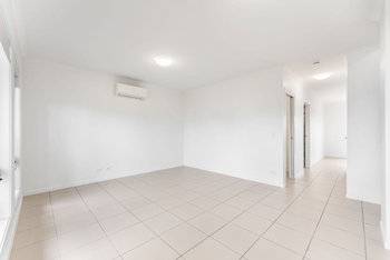 Image 6 for 8 Napier Circuit, Silkstone  QLD  4304
