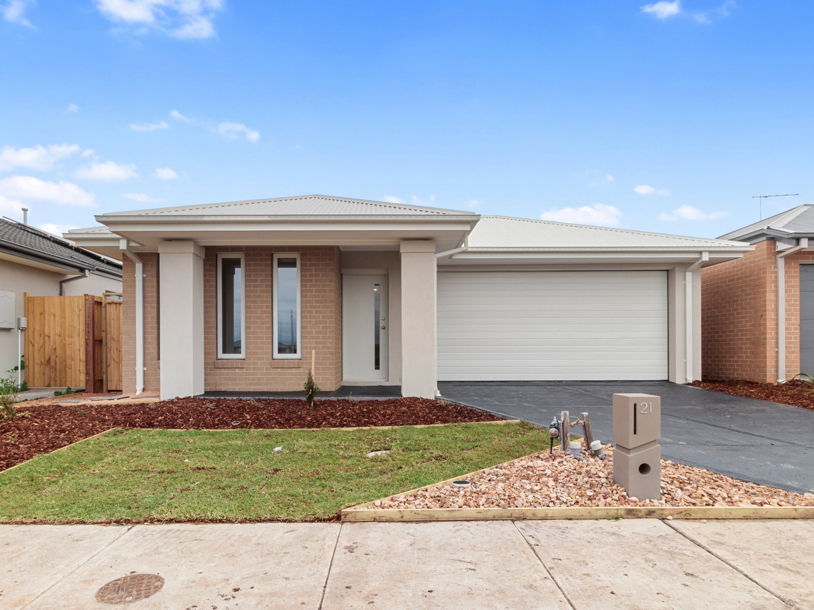 Main listing image for 21 Fuchsia Street, Wollert  VIC  3750