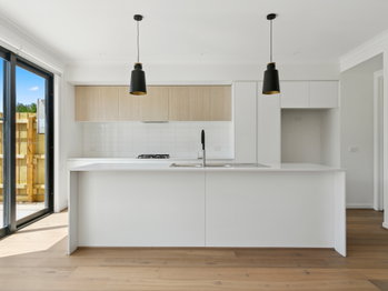 Image 3 for 56 Shoreline Cres, Carrum Downs  VIC  3201