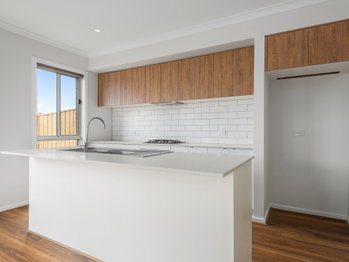 Image 5 for 6 Pigeon St, Charlemont  VIC  3217
