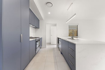 Image 3 for 20 Argentia Cct, Morayfield  QLD  4506