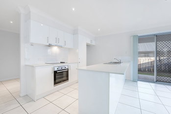 Image 5 for 6 Clancy Ct, Rothwell  QLD  4022