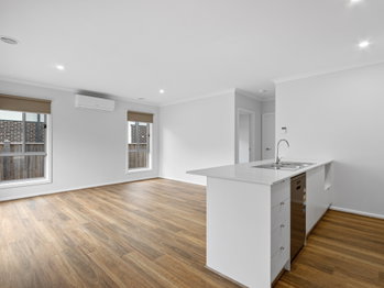 Image 4 for 18 Grangehill Mews, Wyndham Vale  VIC  3024