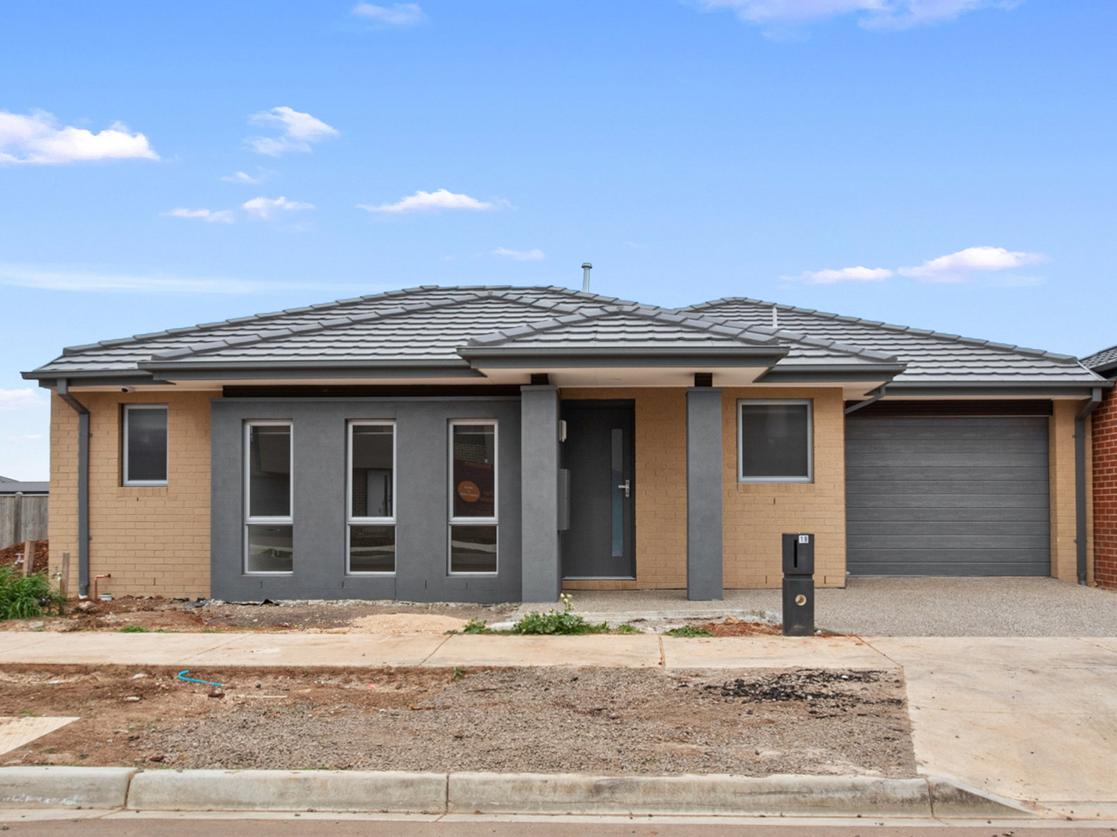 Main listing image for 18 Grangehill Mews, Wyndham Vale  VIC  3024