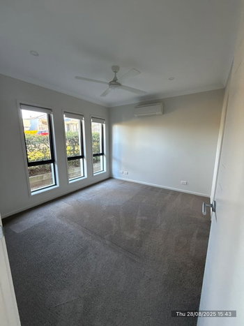 Image 5 for 5 Munich Court, Spring Mountain  QLD  4300