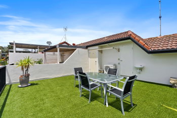 Image 5 for 12/12-14 Lindsay St, Alexandra Headland  QLD  4572