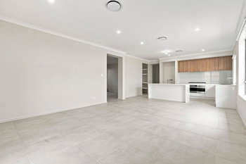 Image 3 for 7 Sangria Ave, Greenbank  QLD  4124