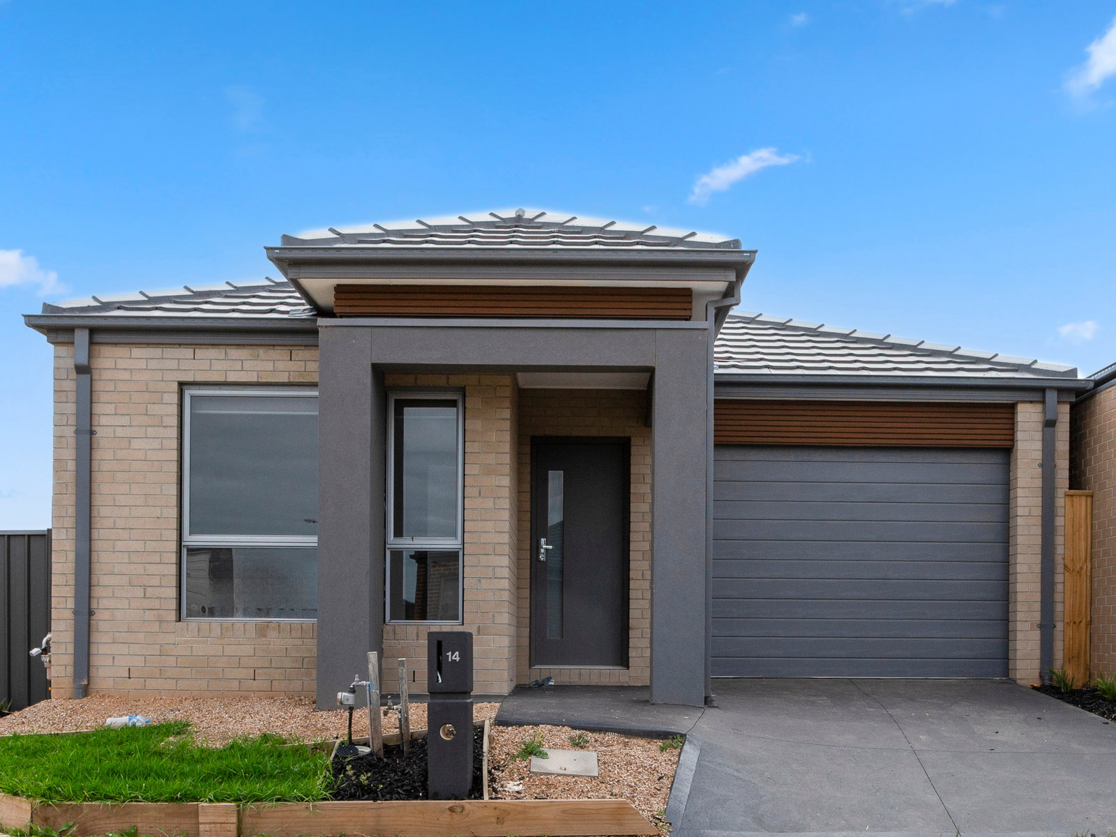 Main listing image for 14 Finn Wy, Tarneit  VIC  3029