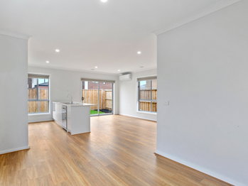 Image 4 for 14 Finn Wy, Tarneit  VIC  3029