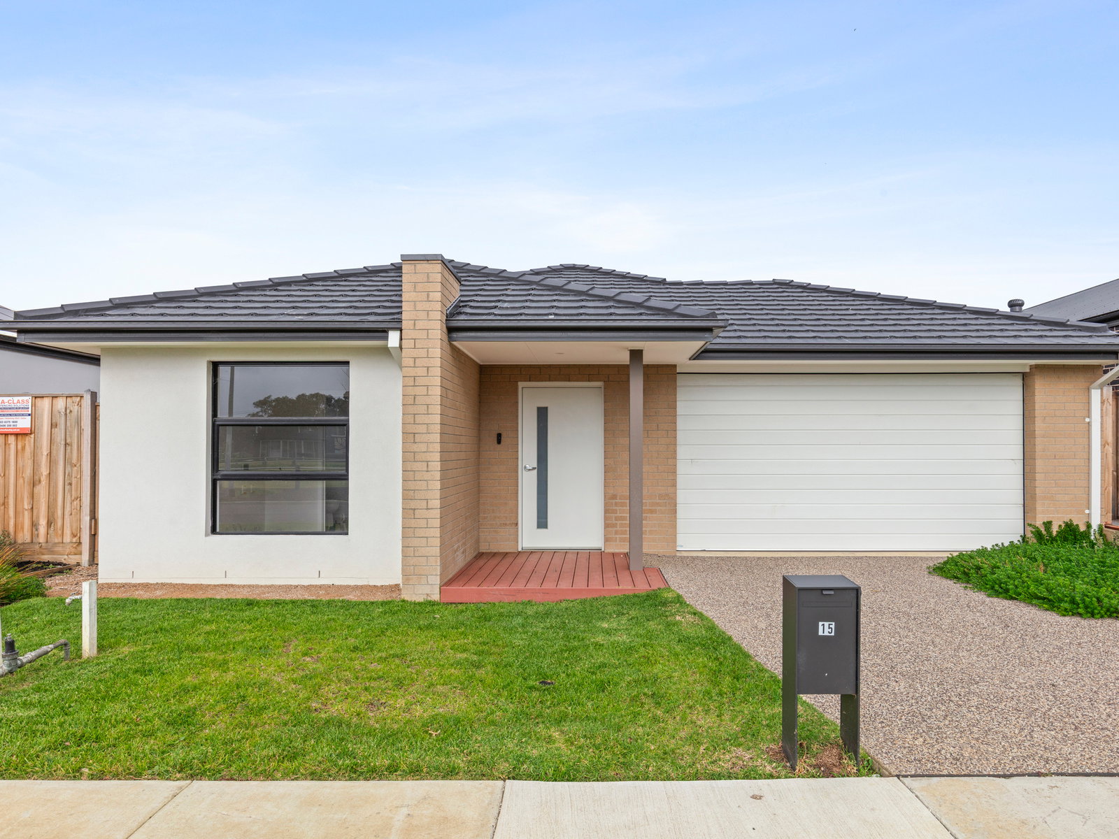 Main listing image for 15 Frost Dr, Charlemont  VIC  3217