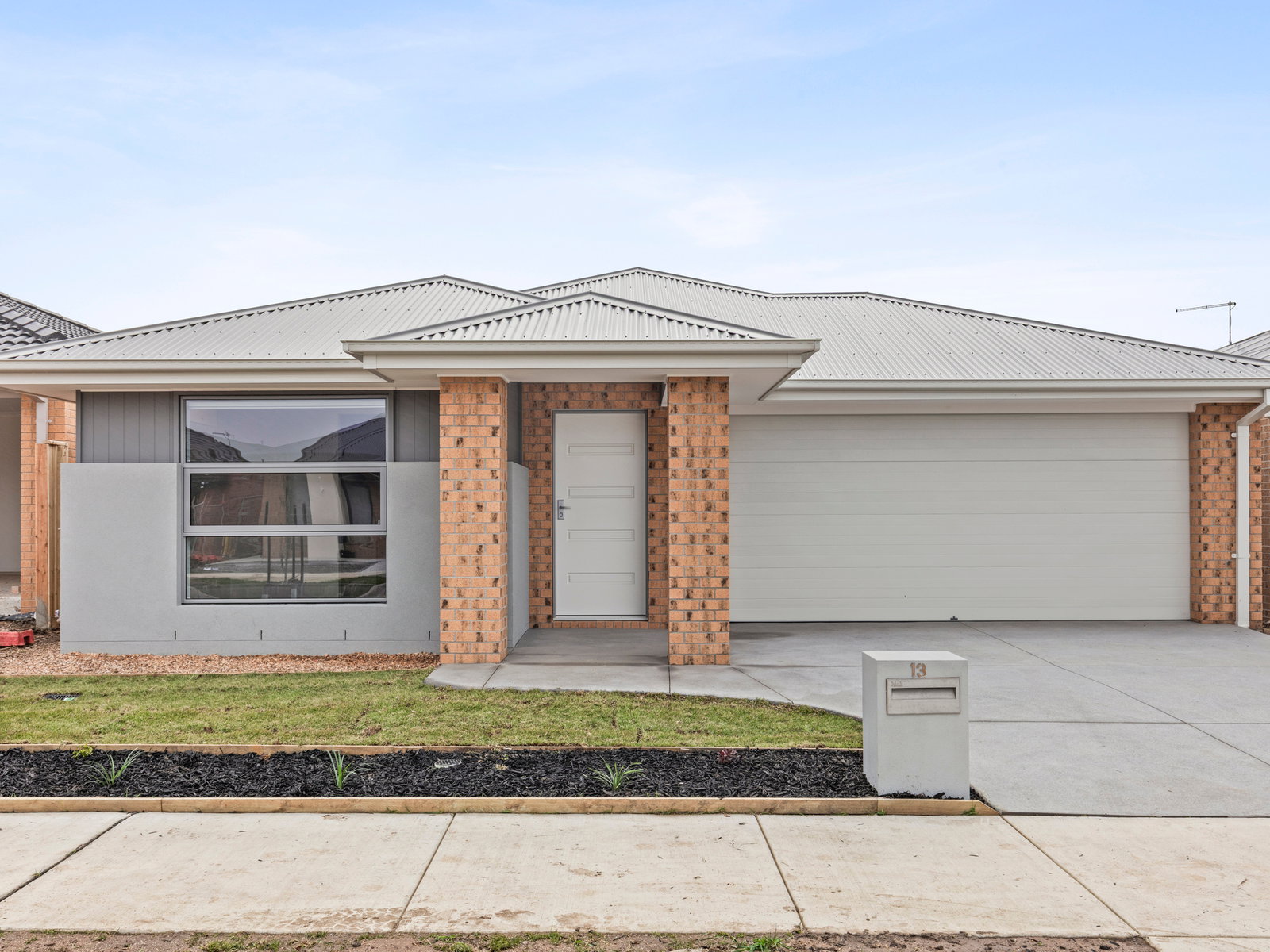 Main listing image for 13 Elbert Street, Charlemont  VIC  3217