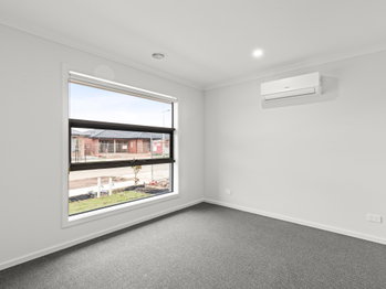 Image 3 for 13 Elbert Street, Charlemont  VIC  3217