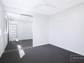 Image 5 for 2/59 Locke Crescent, Redbank Plains  QLD  4301