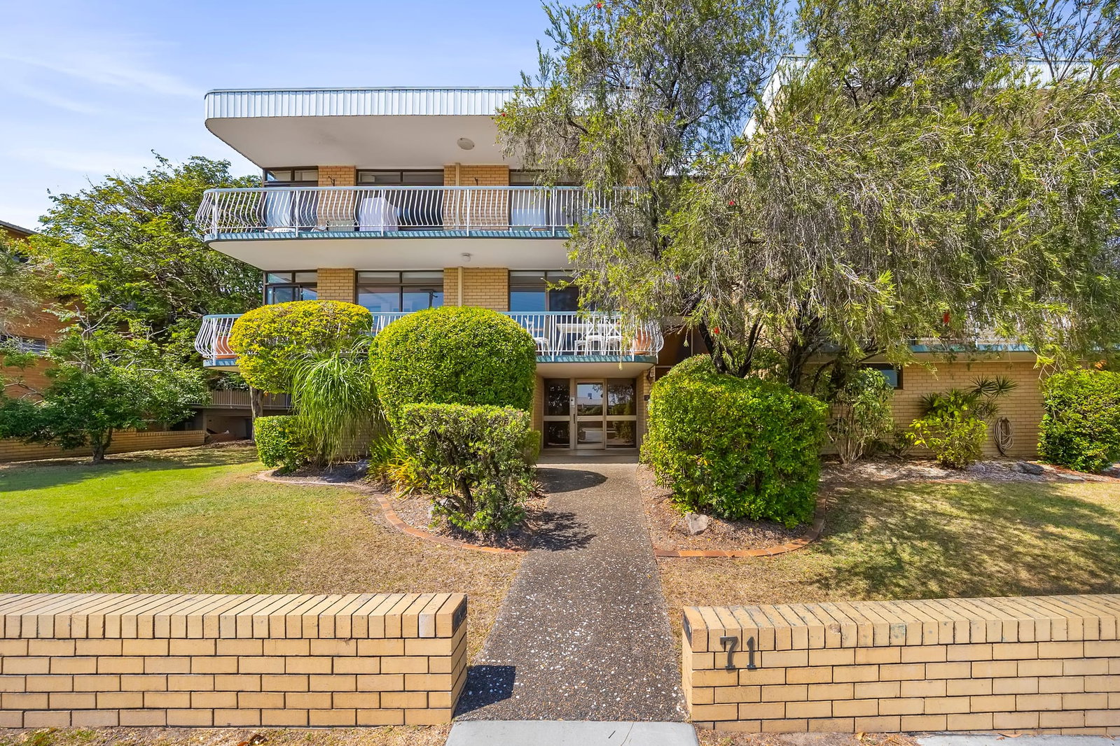 Main listing image for 4/71 Chatsworth Rd, Greenslopes  QLD  4120
