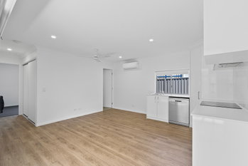 Image 4 for 557A Anzac Ave, Rothwell  QLD  4022