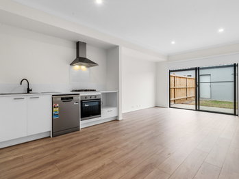 Image 4 for 52 Koodya Street, Mambourin  VIC  3024
