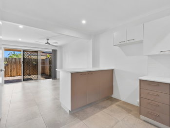 Image 6 for 8/7-9 Evans St, Maroochydore  QLD  4558