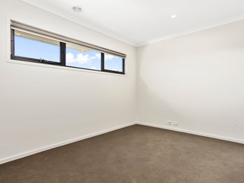 Image 5 for 7 Rosebank Walk, Thornhill Park  VIC  3335