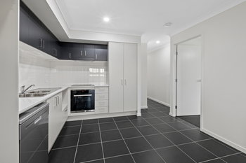 Image 6 for 1/15 Palmview St, Ripley  QLD  4306