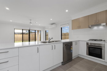 Image 5 for 67 Taunton Ct, Upper Kedron  QLD  4055