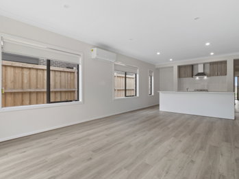 Image 3 for 40 Golden Pkwy, Donnybrook  VIC  3064