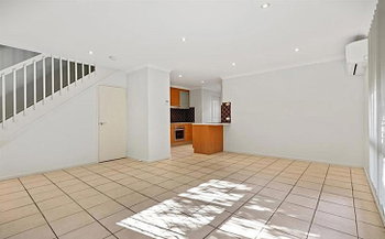 Image 6 for 2/195 Cornwall St, Greenslopes  QLD  4120