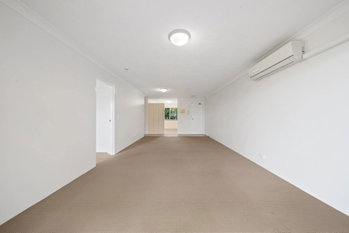 Image 5 for 4/52 Kitchener St, Coorparoo  QLD  4151