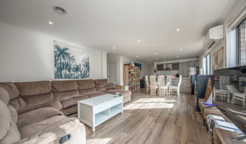 Image 3 for 7 Blake Pl, Brookfield  VIC  3338