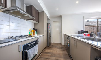 Image 4 for 7 Blake Pl, Brookfield  VIC  3338