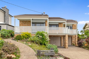 Image 3 for 52 Nicholson St, Greenslopes  QLD  4120