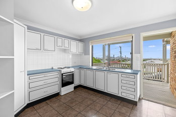Image 5 for 52 Nicholson St, Greenslopes  QLD  4120