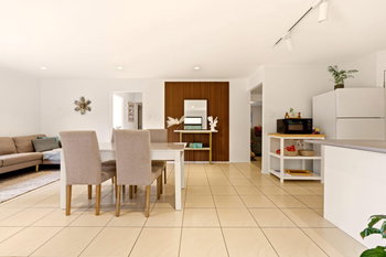 Image 5 for 155 Galaxy St, Bridgeman Downs  QLD  4035
