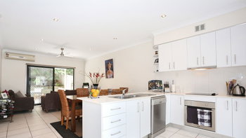 Image 6 for 4/24 Kennington Road, Camp Hill  QLD  4152
