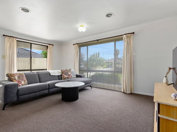 Image 4 for 25 Sunbird Cres, Hoppers Crossing  VIC  3029